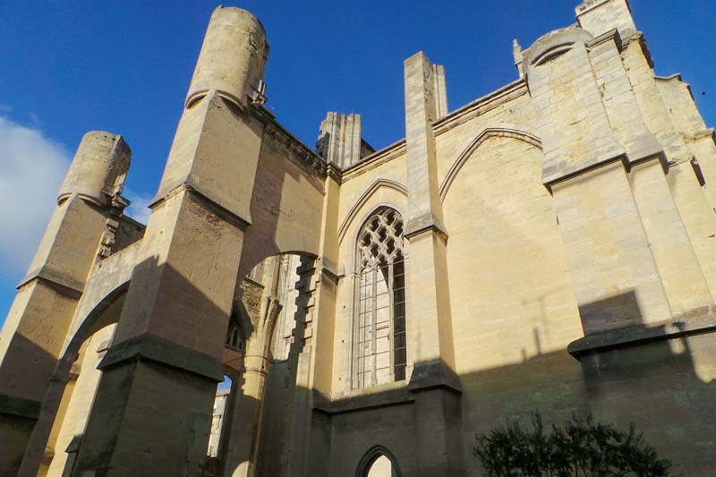 Catedral de San Justo y San Pastor en Narbona