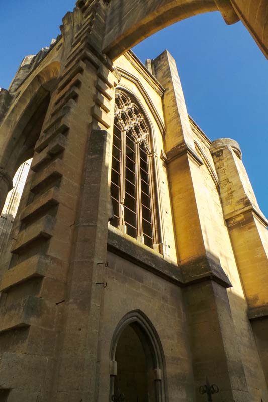 Catedral de San Justo y San Pastor en Narbona