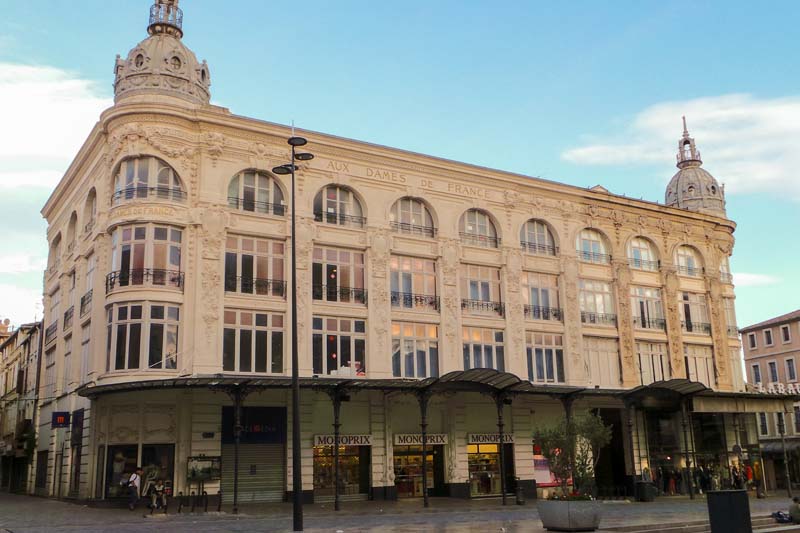 Antiguo almacén de "las Damas de Francia"