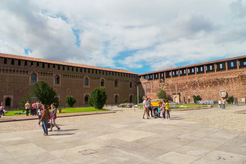 Fachadas Castillo Sforzesco